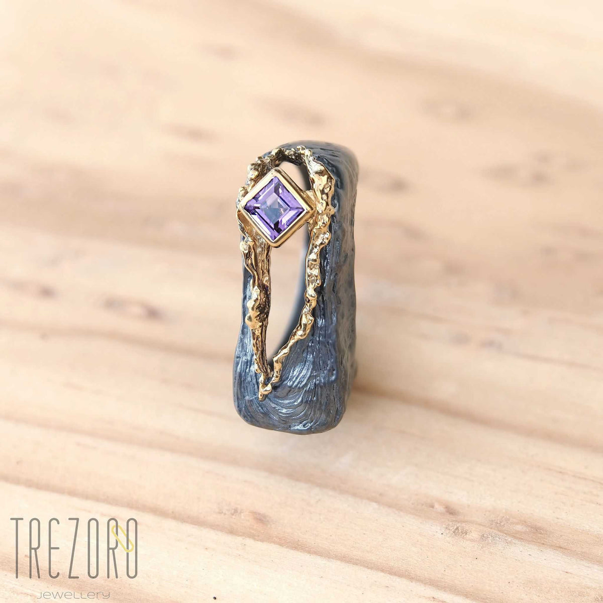 NEW amazing Surprise Ring. Oxidised and Gold Plated Sterling Silver wih natural Amethyst. On wood 3.